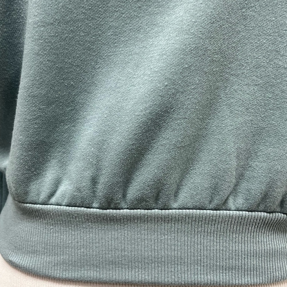 Wild fable women's long sleeve cropped sweatshirt - Picture 5 of 6